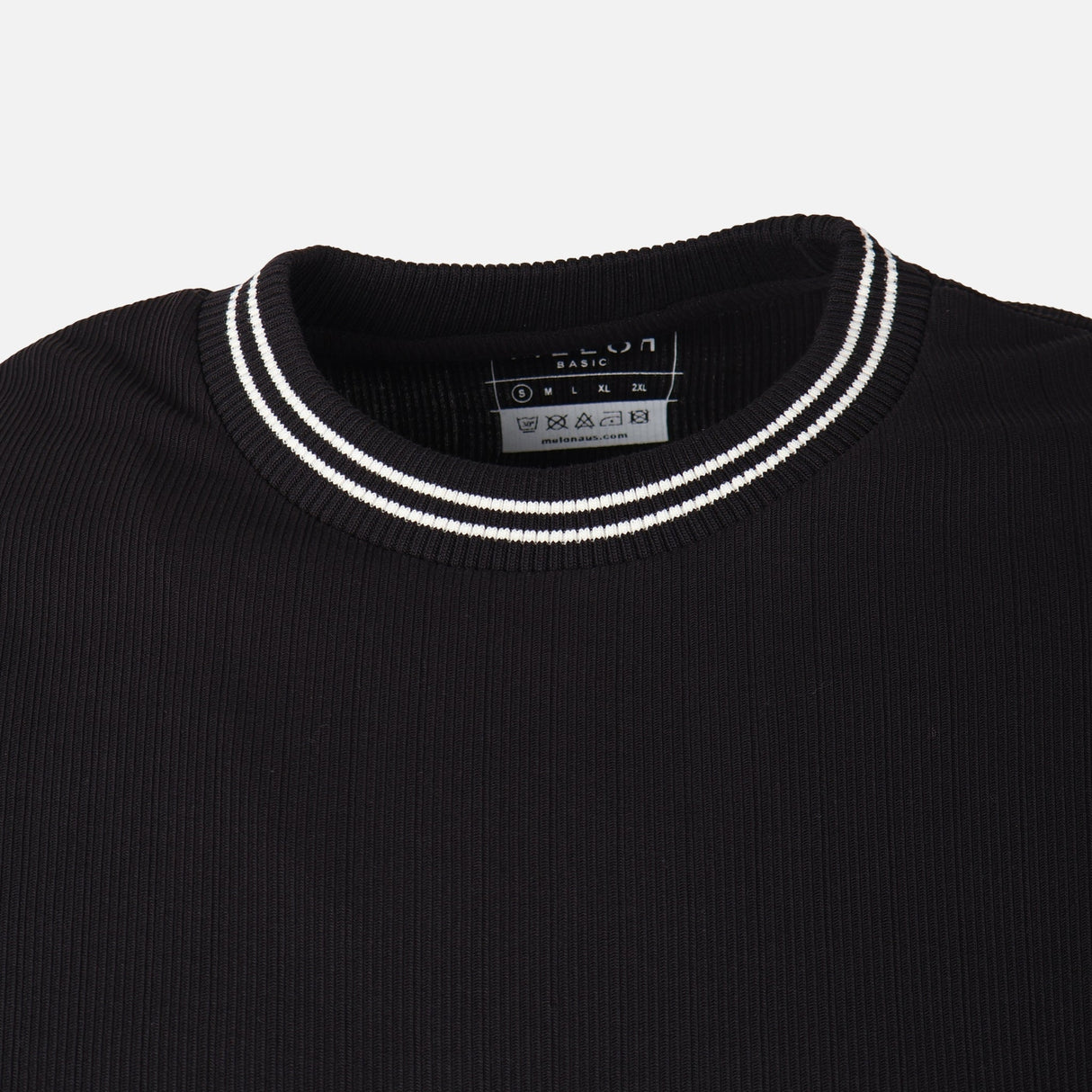 MEN T-SHIRT ROUND NECK