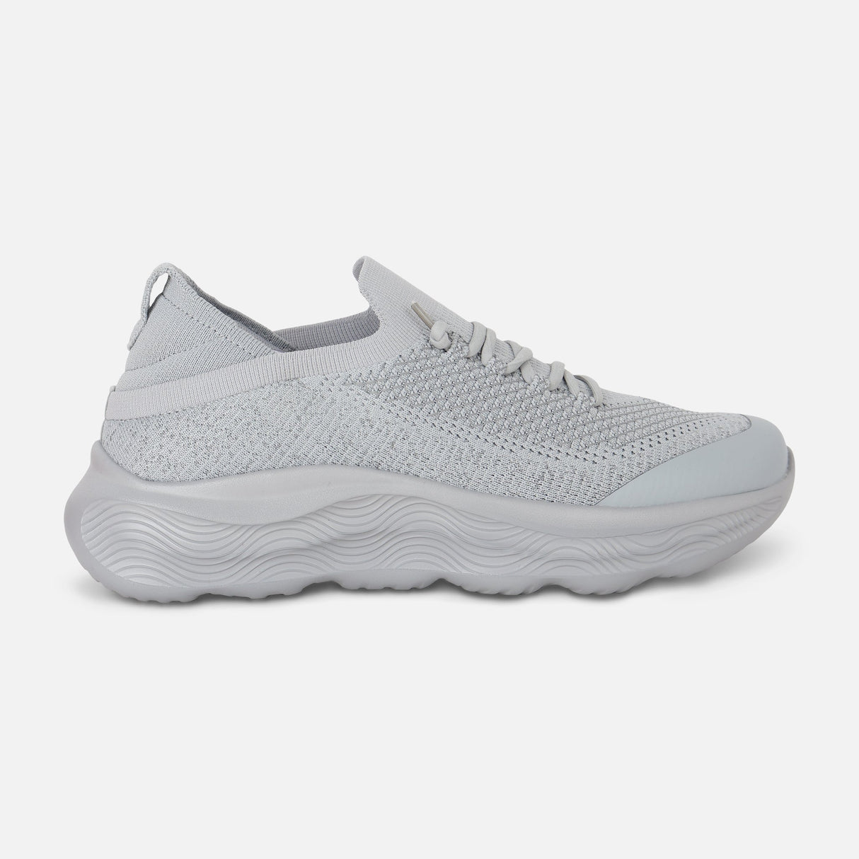 MEN SPORTS SHOES